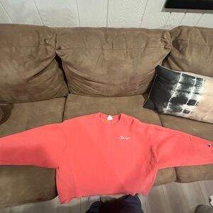 Champion Reverse Weave Cropped Crew Neck
Coral